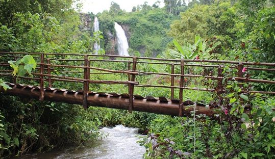 sipi falls trail